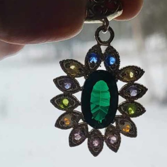 Sterling Silver Multi Gem Pendant with Big Dark Green Center - Picture 3 of 8